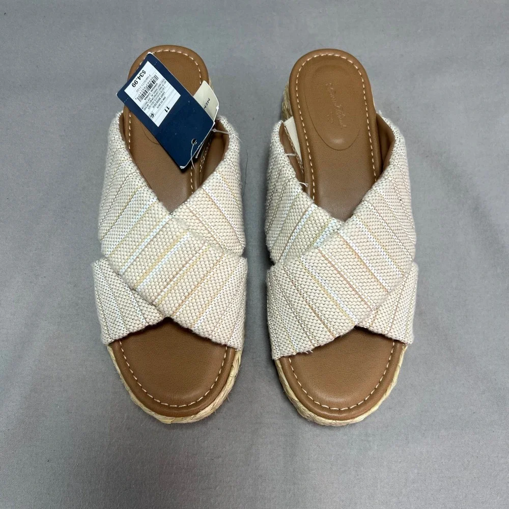 Universal Thread Desi Platform Slip On Sandals Light Beige Striped Espadrille 11